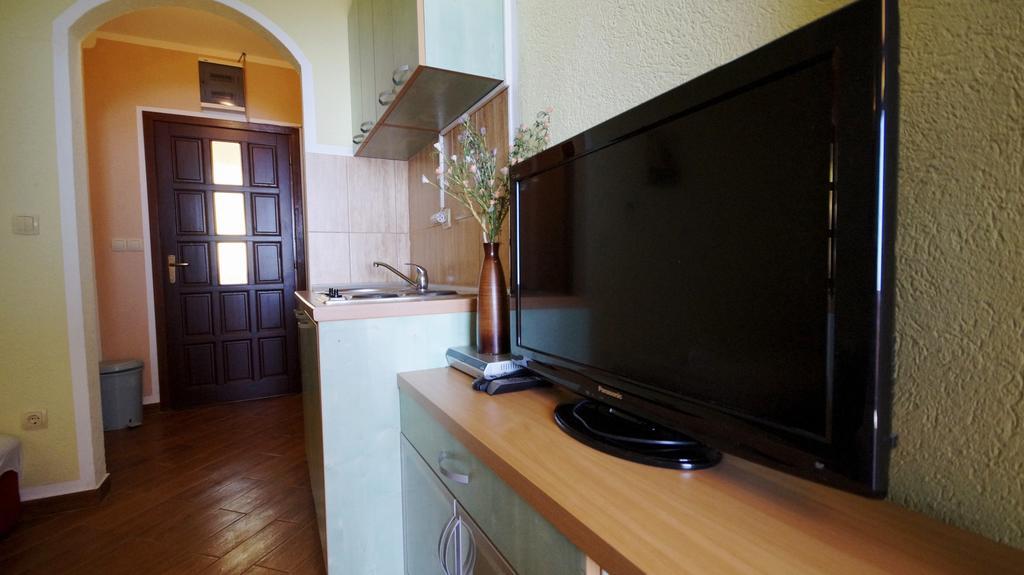Apartmani Zona Sveti Stefan Ngoại thất bức ảnh
